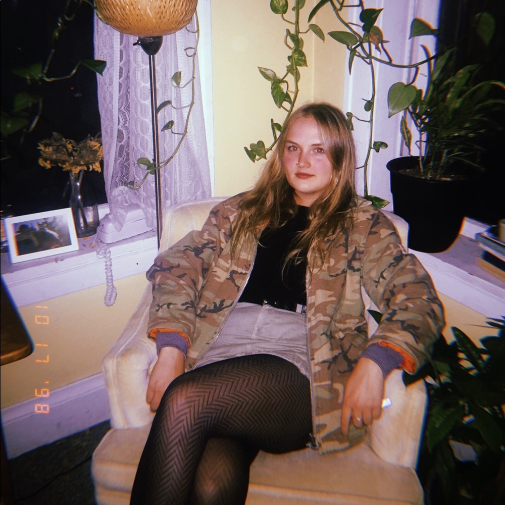 Meet your Posher, Emily